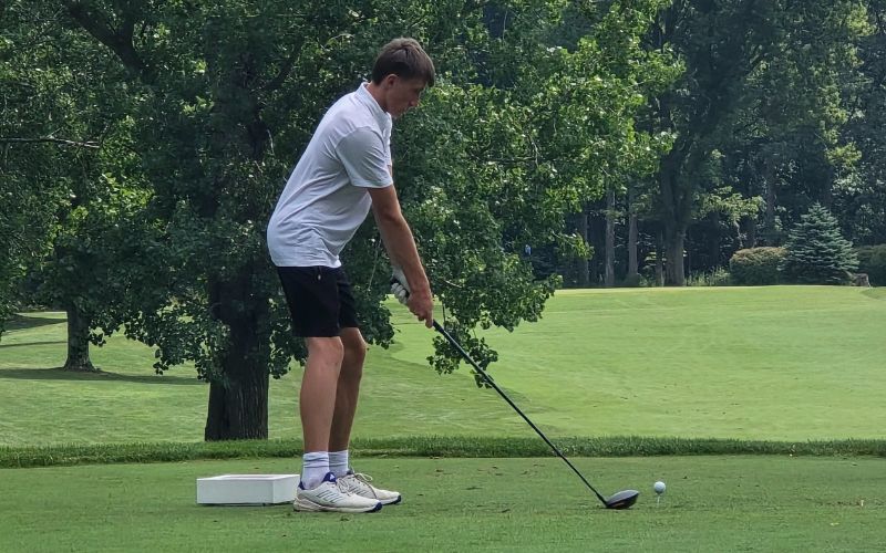 Pirates boys golf defeats Tigers at Cherokee Hills