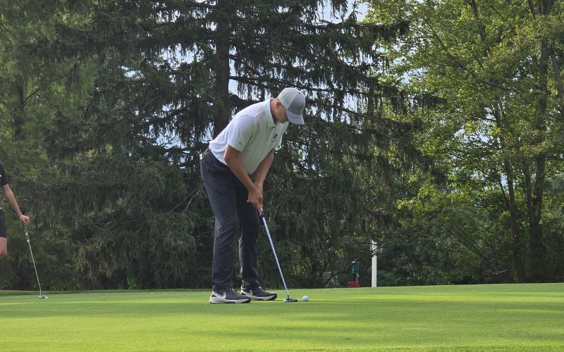 McCully earns medalist, Pirates fall to Covington; More boys golf results
