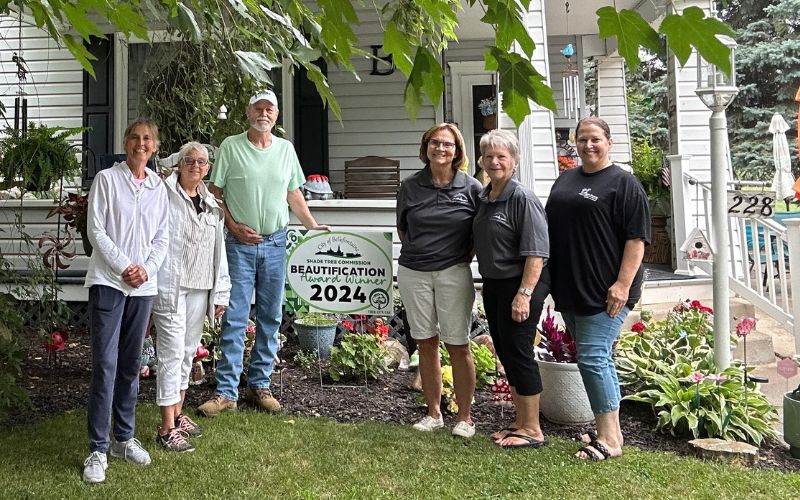 Bellefontaine hands out first-ever Neighborhood Beautification Award