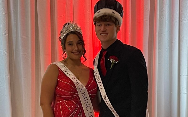 Bruce, Foulk crowned at BHS Homecoming