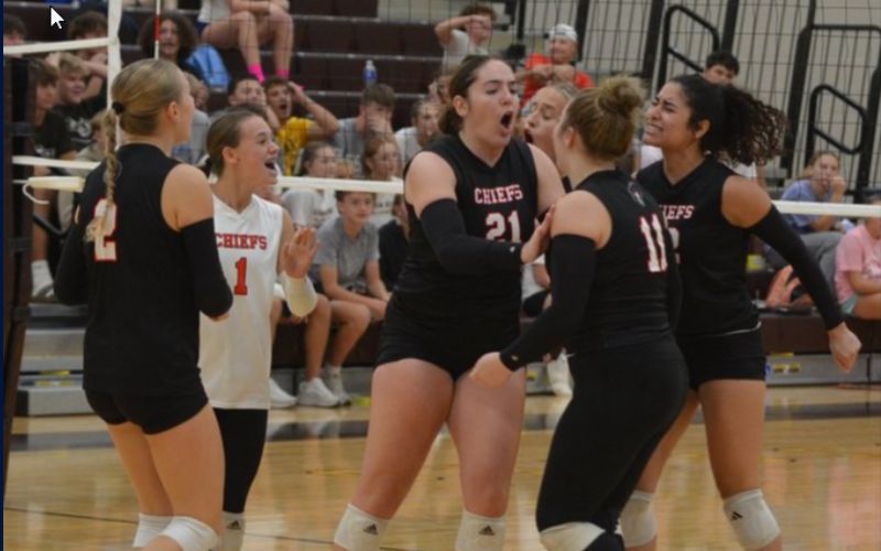 Bellefontaine, Indian Lake battle to wins; more Thursday volleyball