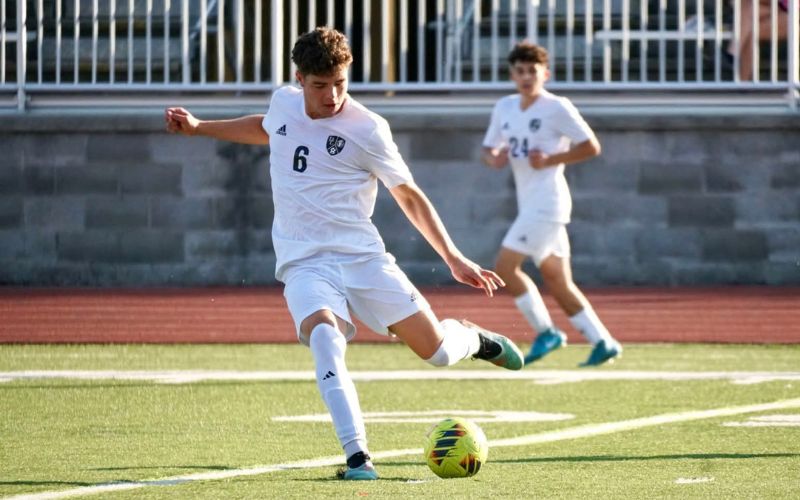 Todd adds to his record year, Raiders beat Lancers