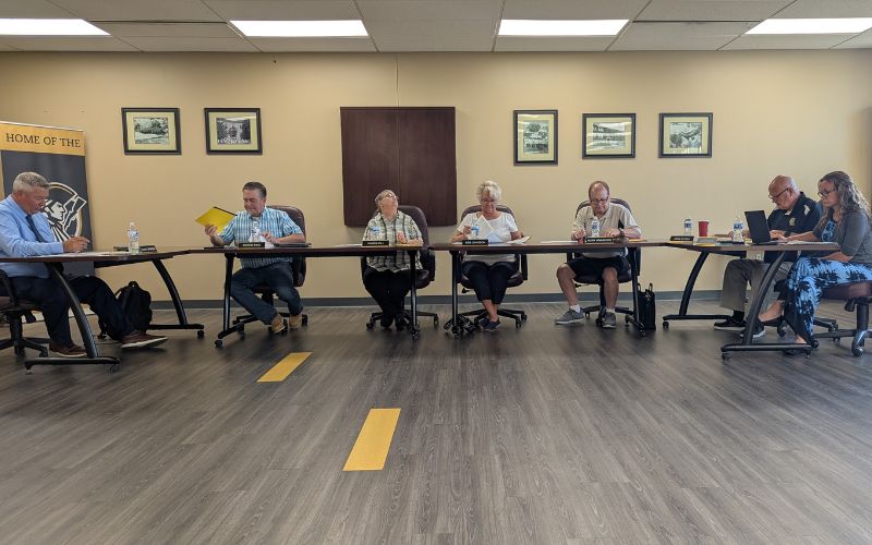 Benjamin Logan BOE get updates on goals; Recognizes seniors