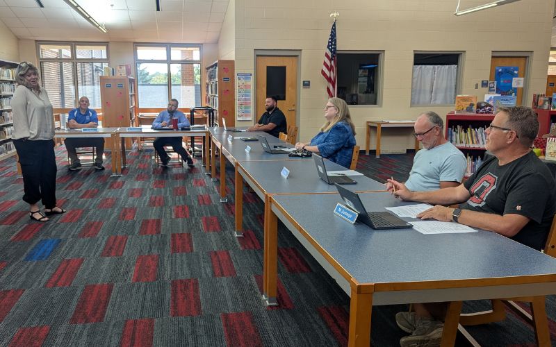 Riverside reviews budget and approves trips
