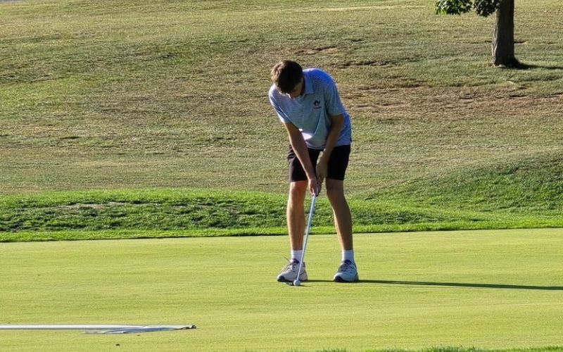 Pirate golf comes up short versus Bees; other Tuesday golf scores