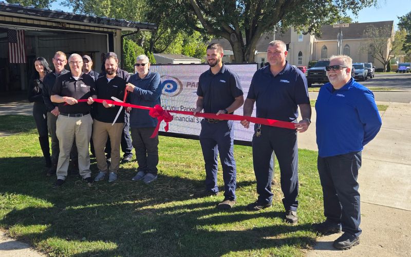 Leadership group cuts ribbon on digital sign in North Lewisburg