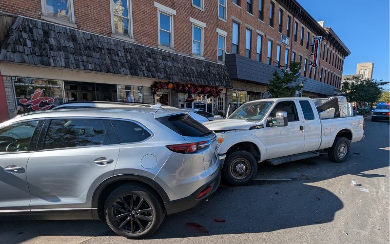 UPDATE: Serious injury crash in downtown Bellefontaine