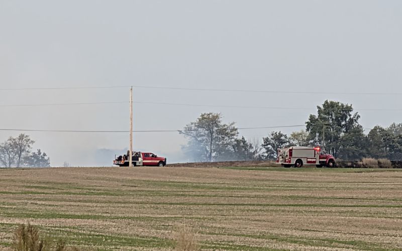 Field fire breaks out south of Ridgeway