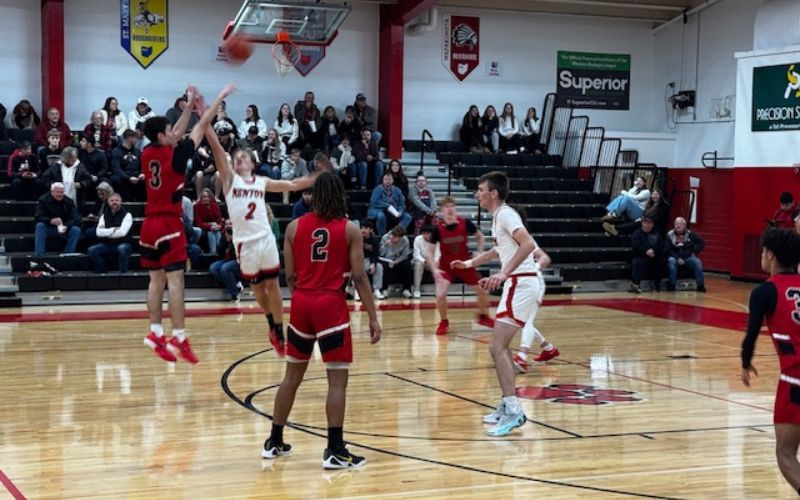 Bellefontaine boys open season with commanding dub; other Friday basketball finals
