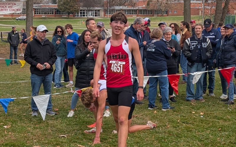 Local runners shine at Mid-East Cross Country Championships