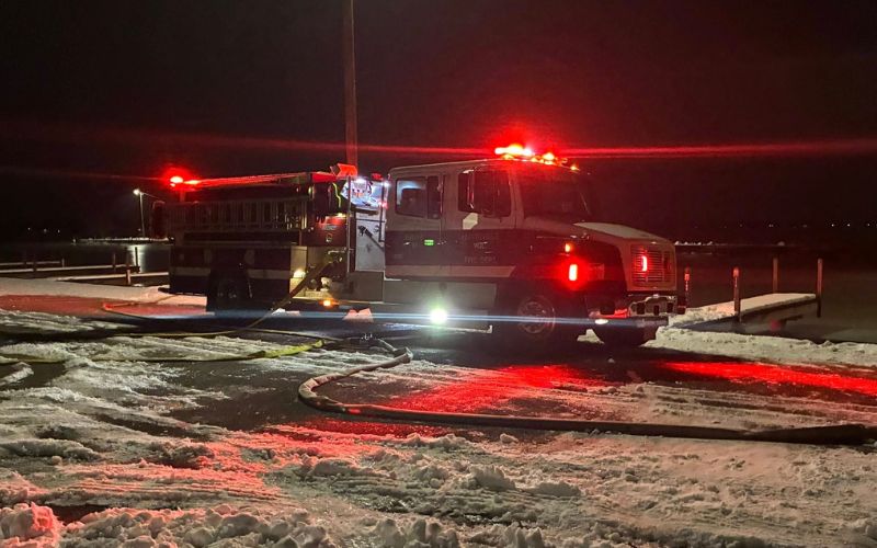 Crews battle early Sunday morning fire