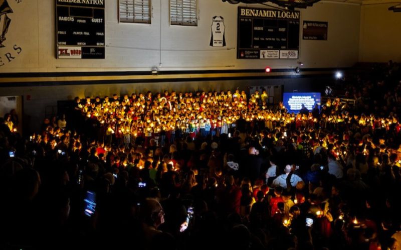 Benjamin Logan Elementary holds Holiday Sing-A-Long